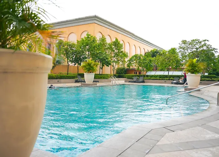 Upscale Stylish Near Bgc And View Of Venice Grand Canal Mall 4* Manila